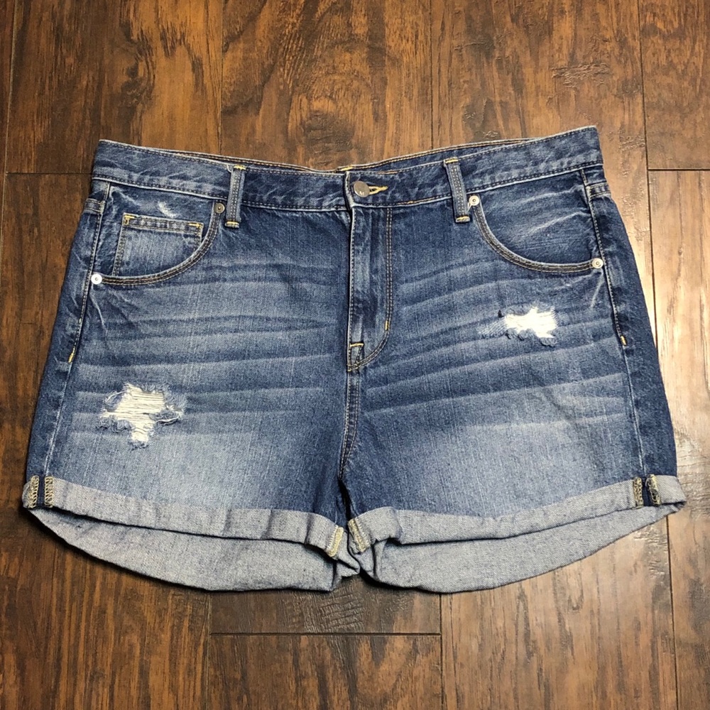 Cute Massimo Ripped Blue Jean Shorts Size 10/30